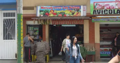 MERCAFRUVER LOS PAISAS 3 ESQUINAS MERCAFRUVER LOS PAISAS 3 ESQUINAS